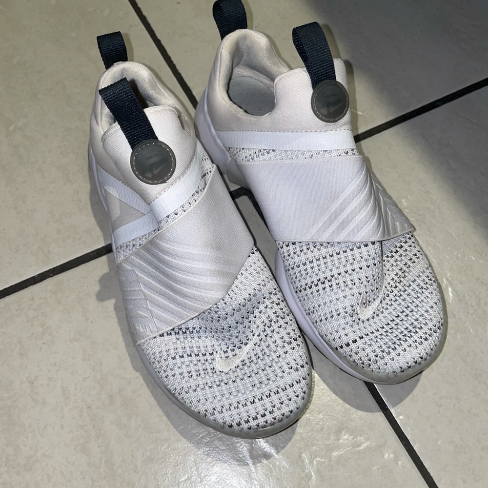 “Big Kids” Nike Slip On Sneaker